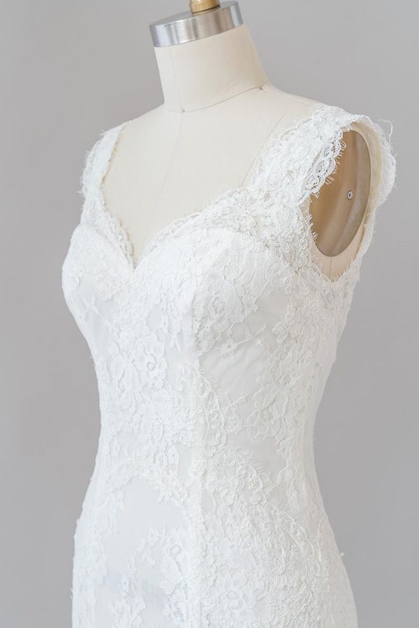 Langes Meerjungfrau-Brautkleid mit Herzausschnitt und rückenfreiem Spitzenbesatz