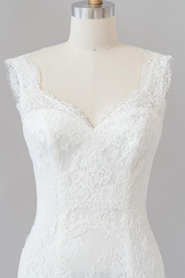 Langes Meerjungfrau-Brautkleid mit Herzausschnitt und rückenfreiem Spitzenbesatz