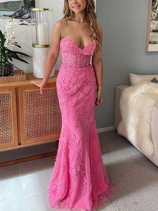Langes Meerjungfrau-Abschlussballkleid mit herzförmigem Ausschnitt und Spitze in Fuchsia
