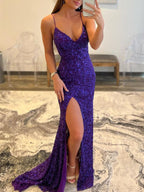 Abito lungo da sirena viola con scollo a V, schiena scoperta, paillettes e spacco, abito formale da sera per laurea