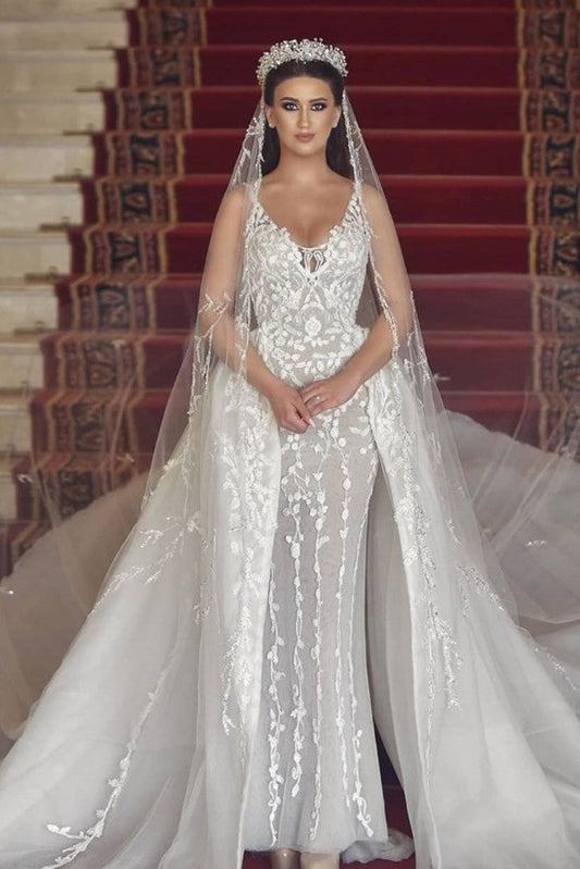 Langes Meerjungfrau-Brautkleid mit V-Ausschnitt und Tüllspitze und abnehmbarer Schleppe