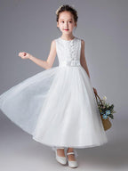 Long Lace And Tulle Sleeveless Jewel Neck Flower Girl Dress For Wedding