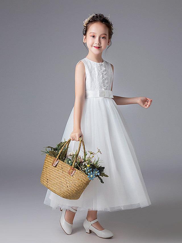Long Lace And Tulle Sleeveless Jewel Neck Flower Girl Dress For Wedding