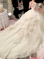 Robes de mariée en organza à manches longues, coupe trapèze, encolure dégagée, traîne courte