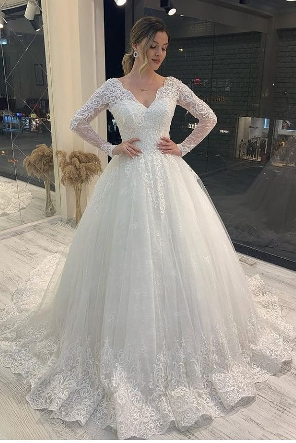 Robe de mariée en tulle à manches longues, en ligne A, col en V, avec appliques en dentelle et dos nu