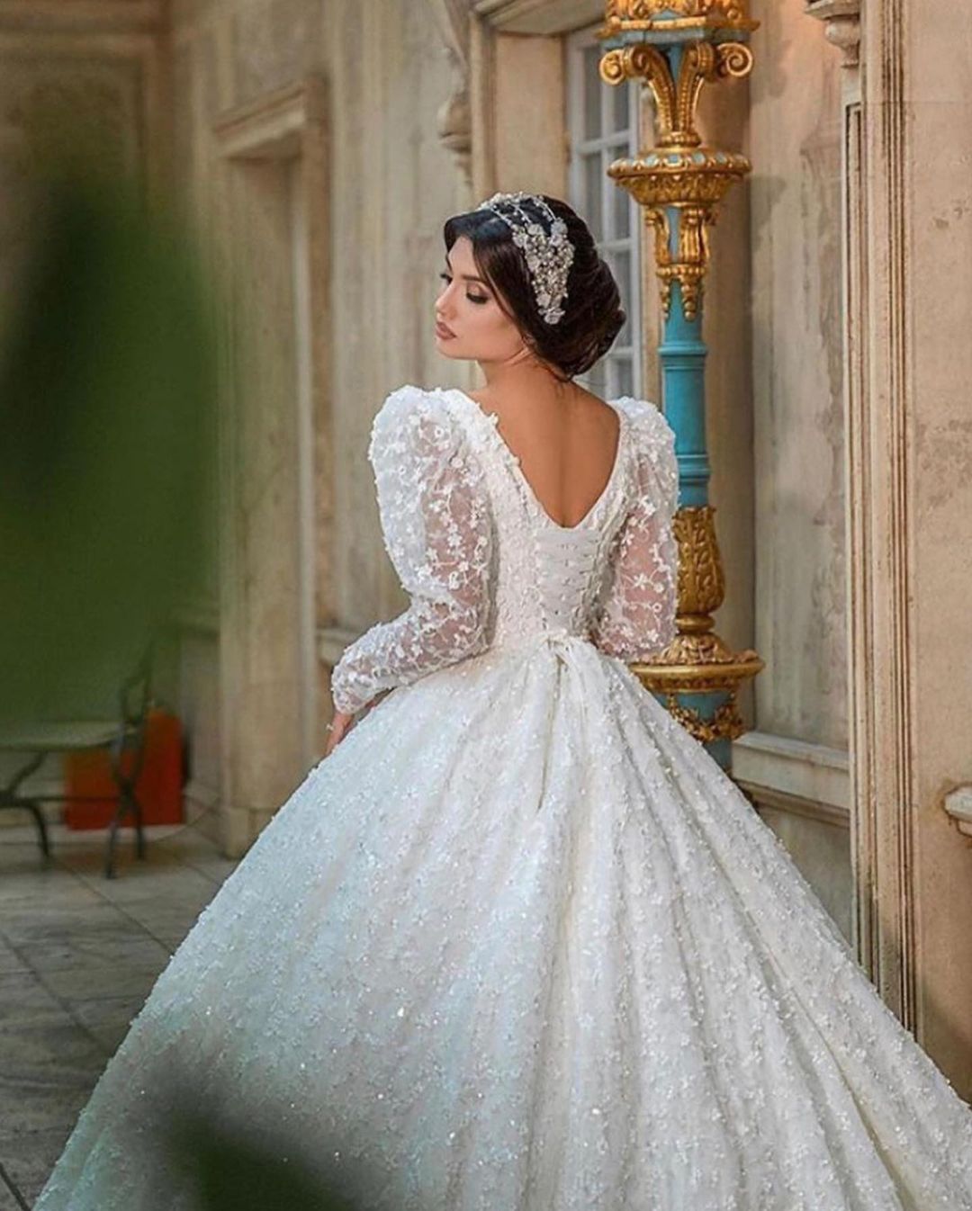 Long Sleeves Lace Ball Gown Wedding Dress With V Neck Appliques Chapel Train