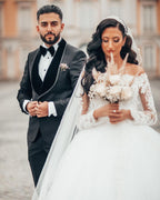 Long Sleeves Ball Gown Wedding Dress Off-the-Shoulder With Appliques