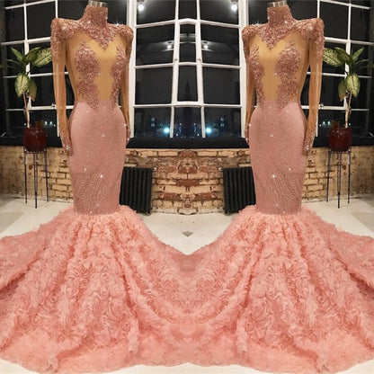 Vestido de fiesta rosa de manga larga con apliques de sirena y flores en la parte inferior 
