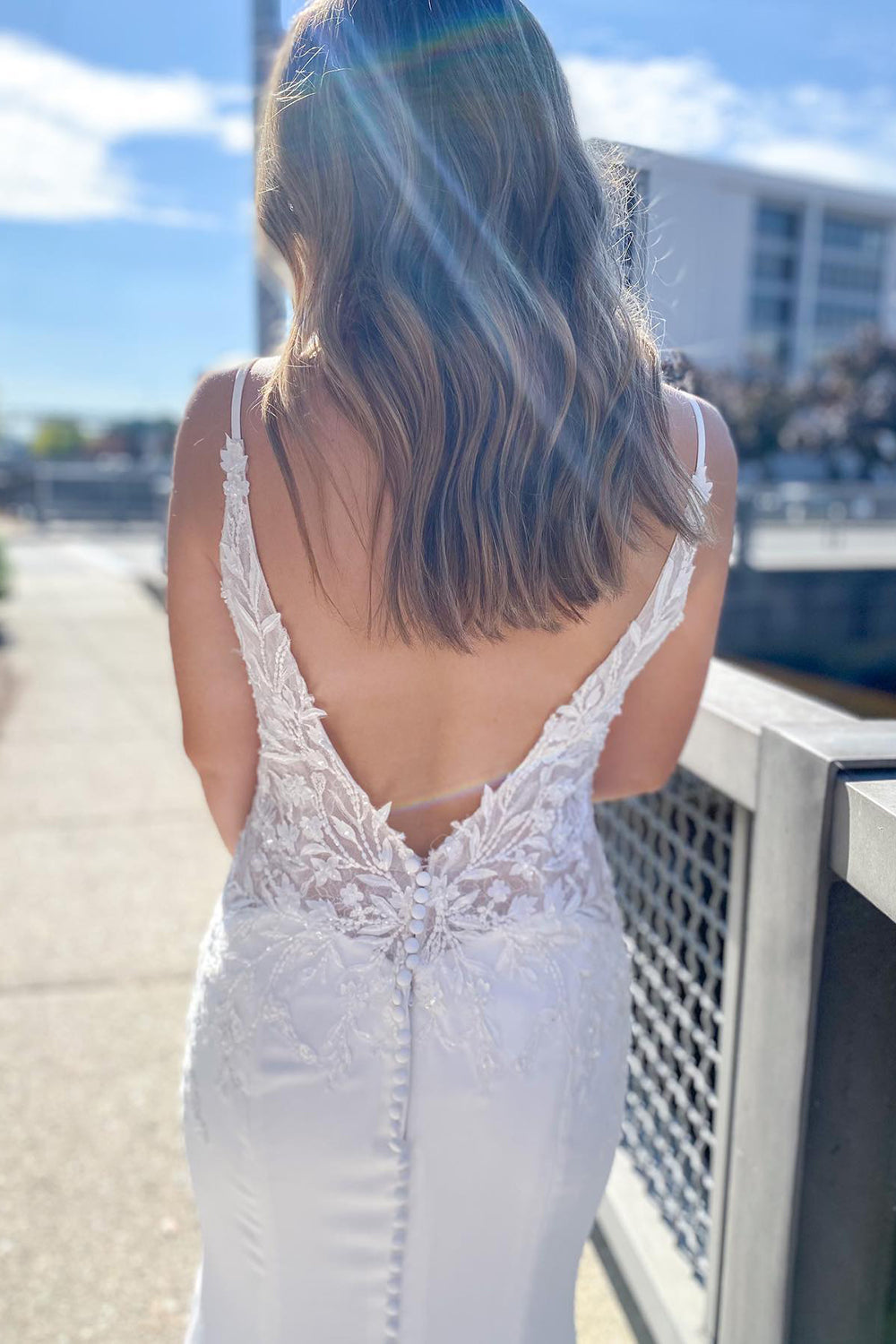 Langes Meerjungfrau-Brautkleid mit Herzausschnitt, Applikationen und Spitze und offenem Rücken