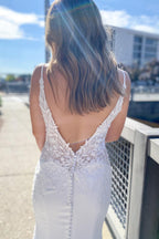 Langes Meerjungfrau-Brautkleid mit Herzausschnitt, Applikationen und Spitze und offenem Rücken