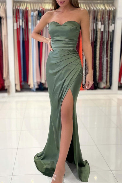 Langes Meerjungfrau-Ballkleid aus Stretch-Satin mit Herzausschnitt und Schlitz