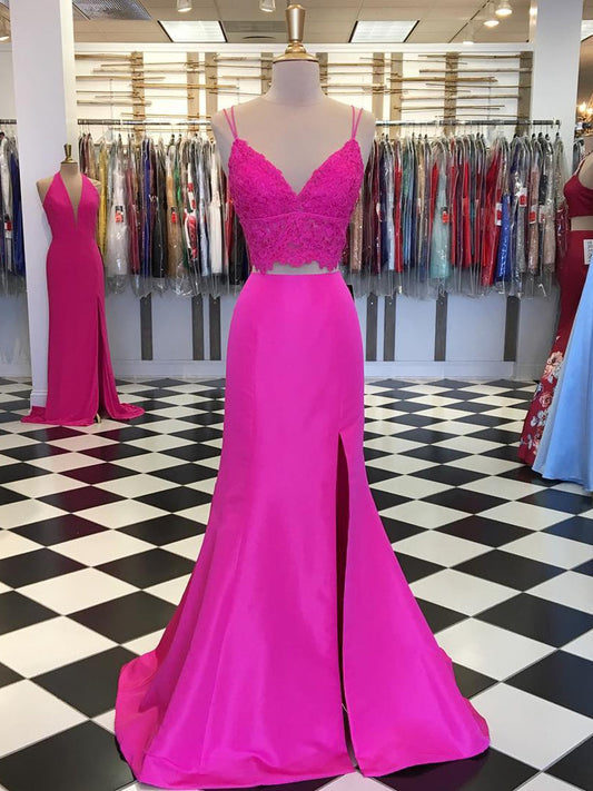 Langes, zweiteiliges Meerjungfrau-Abschlussballkleid mit V-Ausschnitt, Satinspitze und Fuchsia und Beinschlitz