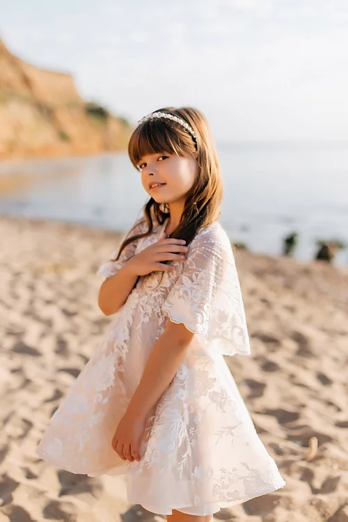 White A Line Three Quarter Sleeves Flower Girl Dress With Lace Appliques Zipper