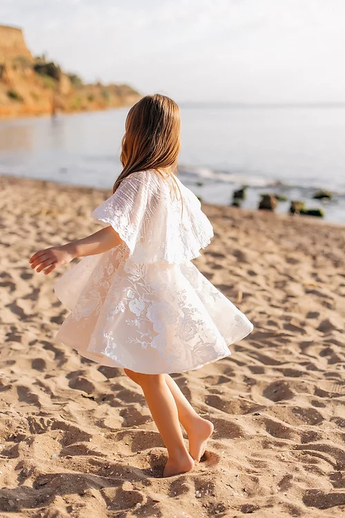 White A Line Three Quarter Sleeves Flower Girl Dress With Lace Appliques Zipper