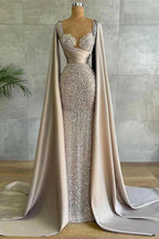 Luxuriöses Meerjungfrauen-Kleid mit Cape-Ärmel Elegantes Abendkleid