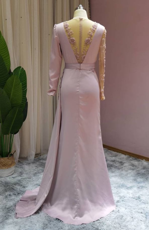Luxury Floor-length Light Purple Ruffles Mermaid Prom Dresses With Long Sleeves