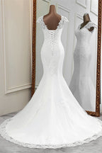 Luxurious V Neck Sleeveless White Lace Mermaid Wedding Dress With Appliques