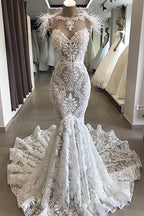 Luxury White Hollow Sweetheart Open Back Lace Long Wedding Dress with Fur Neckline