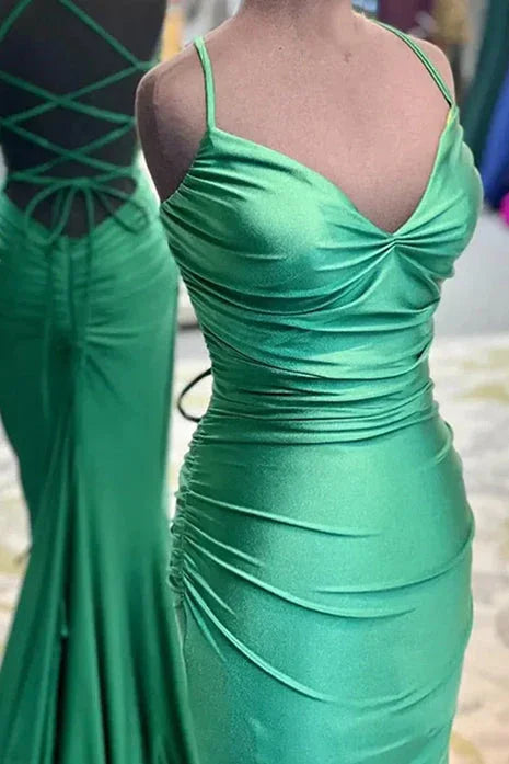 Barrie | Robe longue de bal en satin bleu à fines bretelles spaghetti et dos croisé