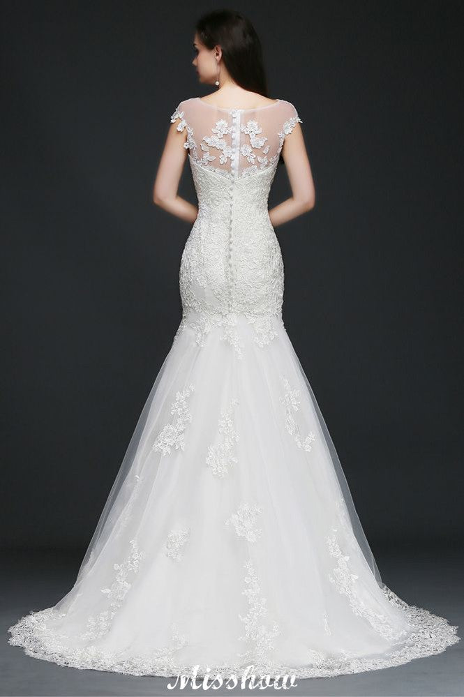 فستان زفاف دانتيل تول على شكل حورية البحر مزين بالجواهر