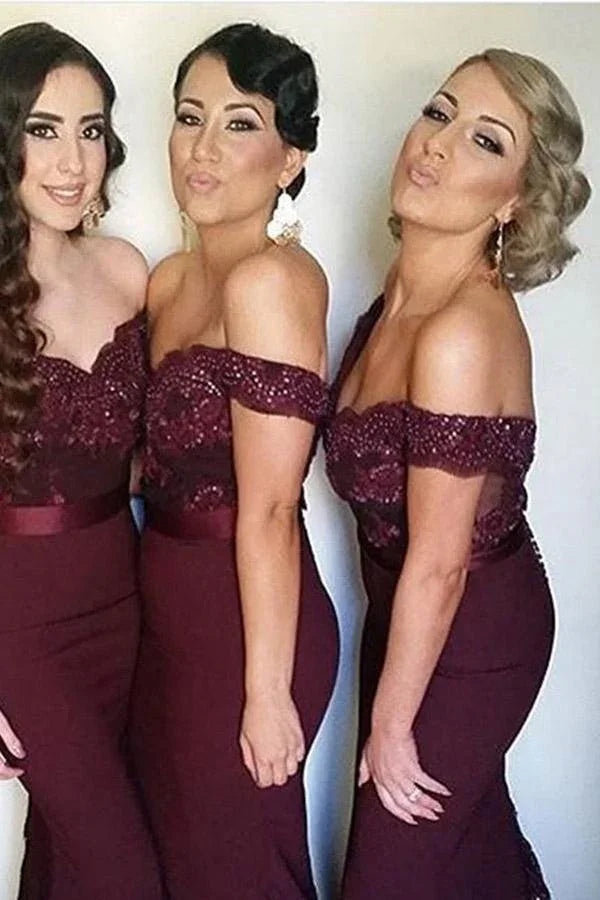 Abito da damigella/della festa in blu navy con strascico e scollo a barca modello Mermaid PG406