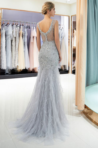 Vestido de noche de tul con cristales, escote ilusión y sin mangas de sirena