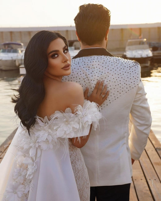 Modern Off-the-shoulder Mermaid Wedding Dresses with Lace