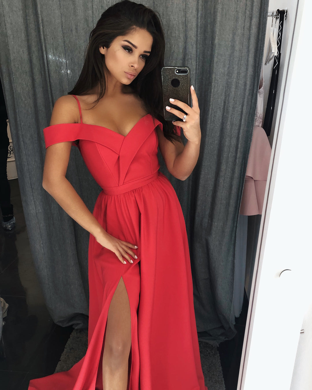 Modern Red A-Line Off-the-shoulder Long Prom Dress With Slit