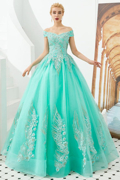 Modernes ärmelloses A-Linien-Ballkleid mit goldenen Applikationen, schulterfrei, Tüll, Partykleider