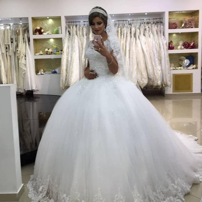 Moderne Brautkleider mit Spitze | Prinzessin Brautkleider