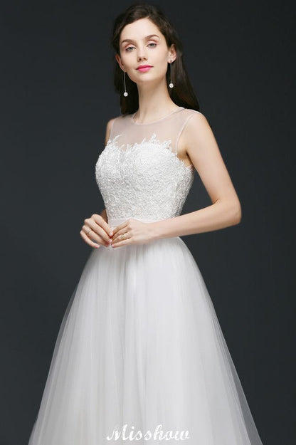 Schlichtes A-Linien-Brautkleid aus Illusionsspitze