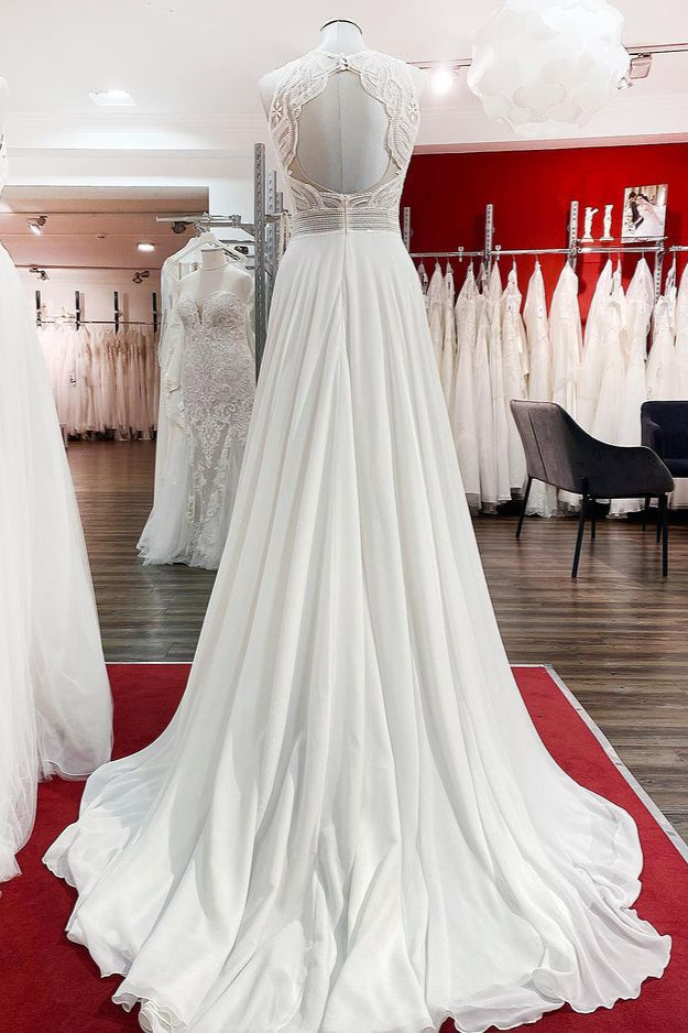 Vestido de novia modesto largo de gasa con apliques de joya y espalda abierta