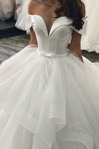 New Arrival Off-the-Shoulder Princess Puffy Layers Wedding Dress