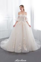 Schulterfreies A-Linien-Ballkleid mit bodenlangem Tüll-Brautkleid mit Applikationen