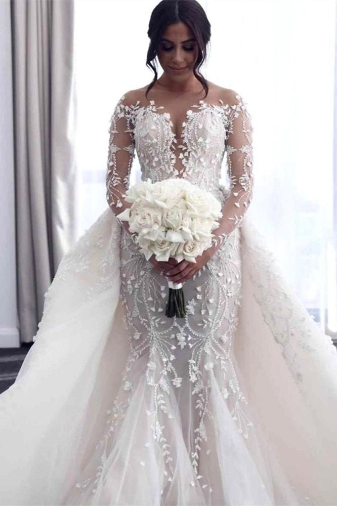 Schulterfreies Brautkleid mit tiefem V-Ausschnitt und Überrock