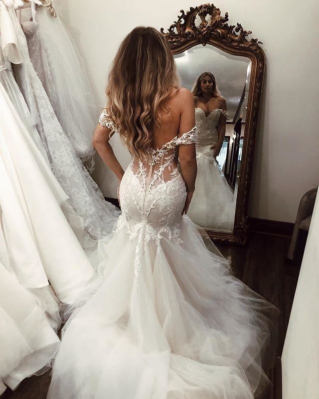 Vestidos de Noiva Elegantes de Tule Longo com Renda e Ombros Descobertos, Estilo Sereia Encantadora