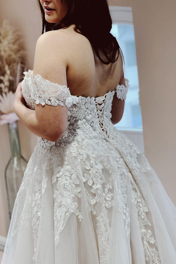 Off The Shoulder Wedding Dress Tulle Princess Lace Appliques A Line