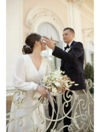 Vestidos de Noiva Pequenos Vestidos Brancos de Receção Vestidos de Noiva Linha A Decote em V Manga Comprida Comprimento até ao Tornozelo Vestidos Nupciais de Chiffon com Cor Sólida