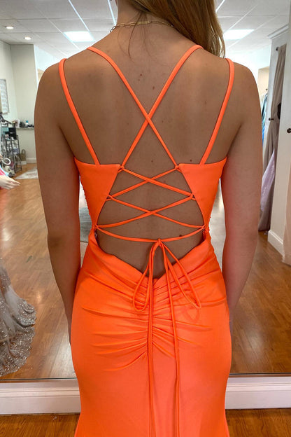 Oranges langes Meerjungfrau-Abschlussballkleid mit Spaghettiträgern und Schlitz