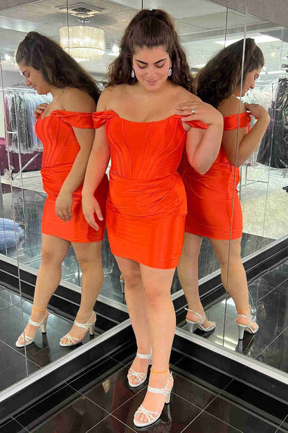 Vestido de fiesta de satén con hombros descubiertos