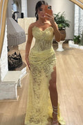 Daffodil Yellow Sweetheart Sleeveless Mermaid Prom Dress With Appliques And Slit