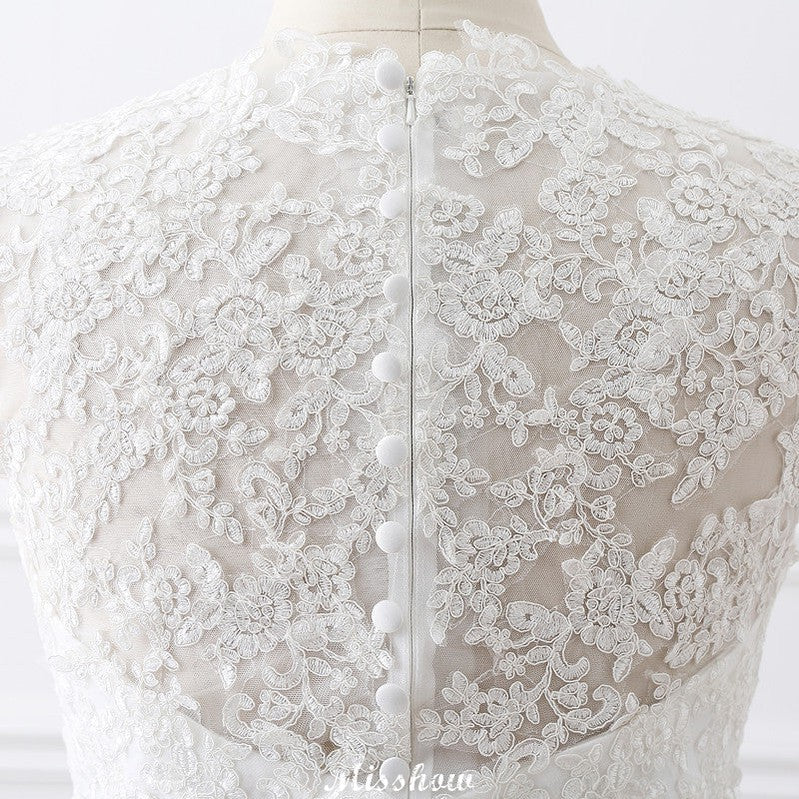 Elegantes Prinzessinnen-Brautkleid aus Spitze mit V-Ausschnitt und Tüll