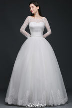 Weißes Prinzessin-Brautkleid aus Tüll mit U-Ausschnitt und Spitze