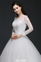 Weißes Prinzessin-Brautkleid aus Tüll mit U-Ausschnitt und Spitze