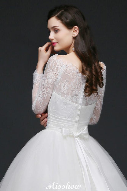 Weißes Prinzessin-Brautkleid aus Tüll mit U-Ausschnitt und Spitze