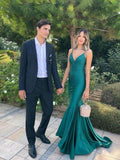 Vestido longo verde de cetim simples com decote em V e corte sereia para baile de finalistas Vestido de noite verde Y852