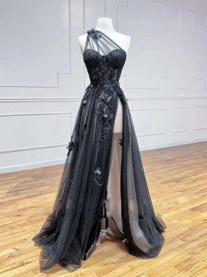 Abito lungo da sera nero in tulle con una spalla e spacco sulla gamba, vestito da ballo nero Y1146