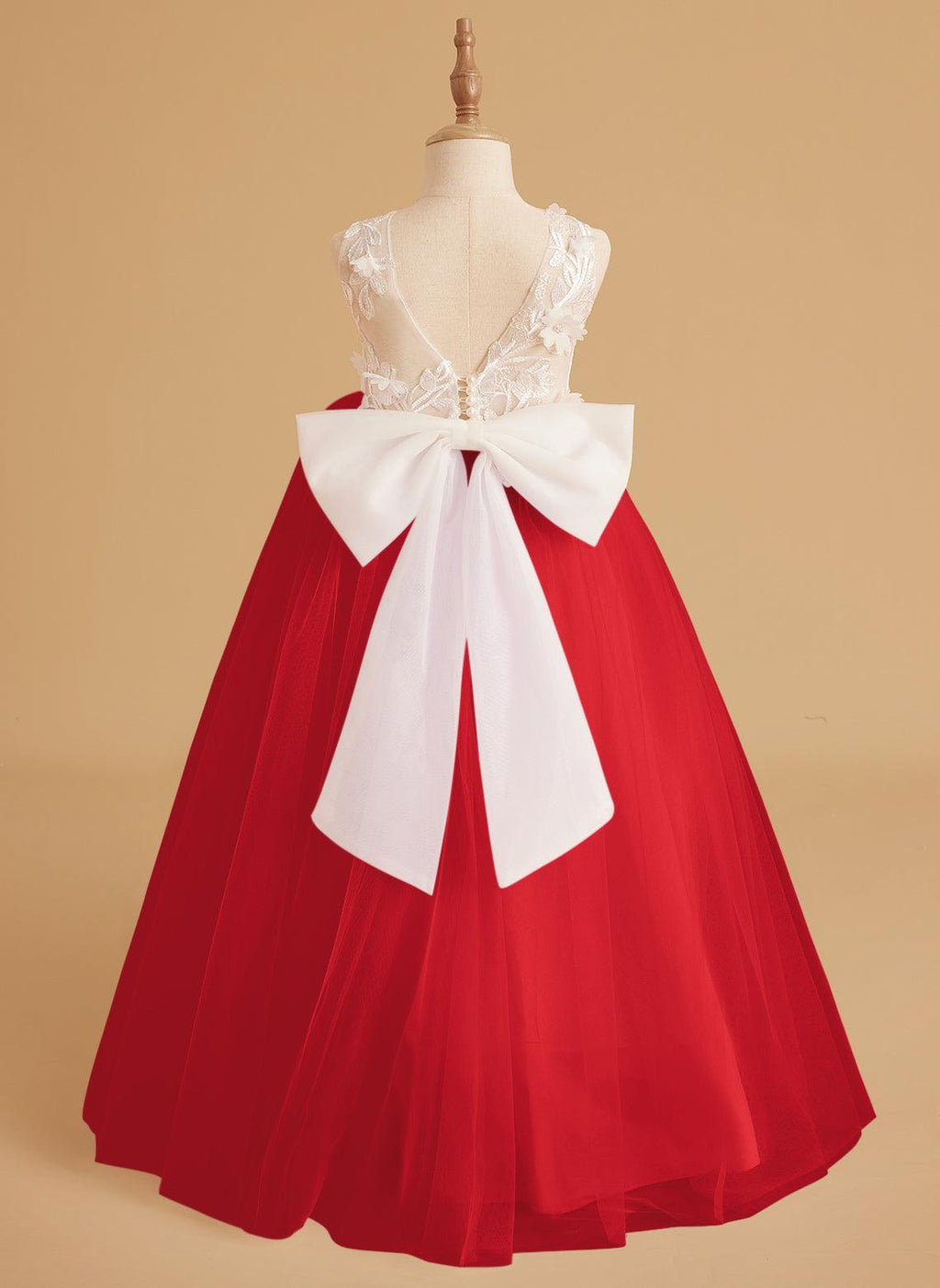 Sleeveless Princess Flower Girl Dress With Detachable Train And Beaded Lace