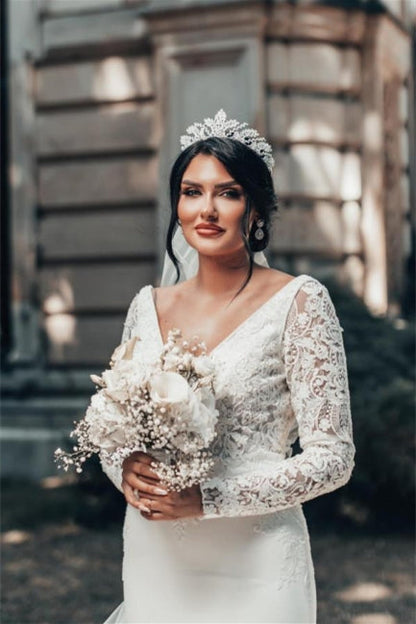 Romantic Backless Long Sleeves Mermaid Wedding Dresses