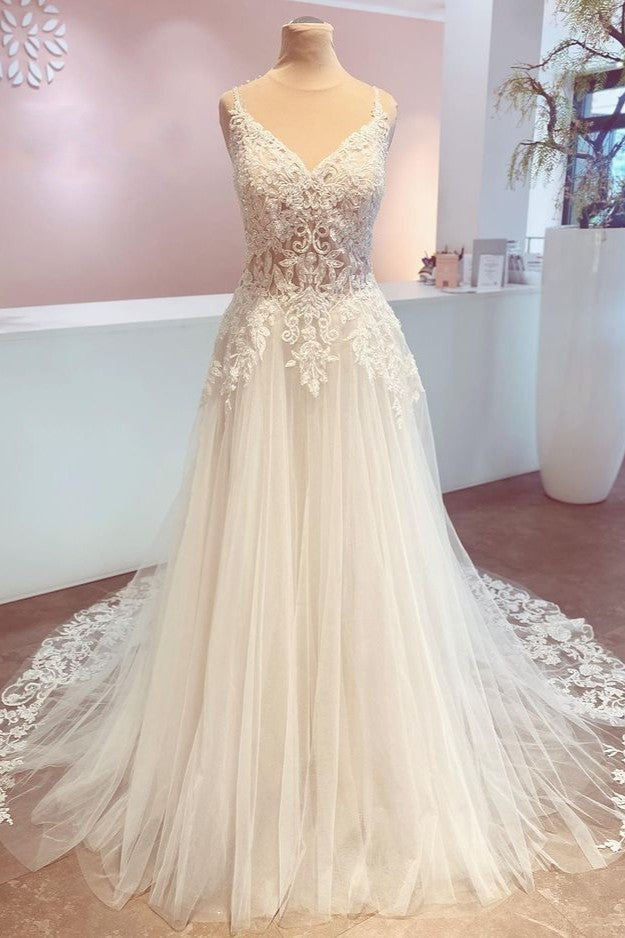 Robe de mariée romantique longue en ligne A avec fines bretelles, appliques en dentelle et dos nu